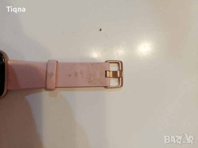 Смарт часовник Fitbit pay, снимка 3 - Смарт гривни - 44517578