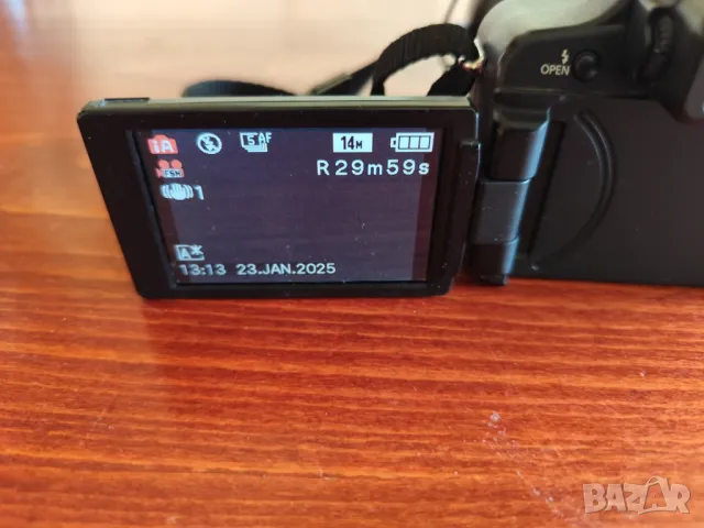 Panasonic Lumix DMC - FZ100, снимка 8 - Фотоапарати - 48799708