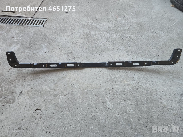 Водач държач задна броня среден Фолксваген Голф 4