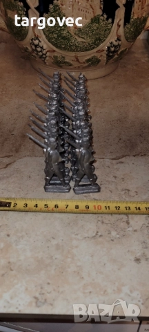 20 броя старинни оловни войници