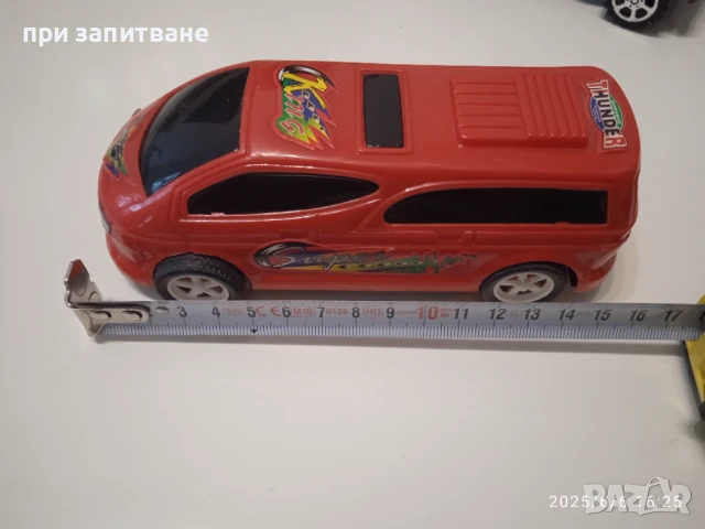 2 бр. китайски играчки, камион и ван, 14-16 см., снимка 3 - Коли, камиони, мотори, писти - 50575798