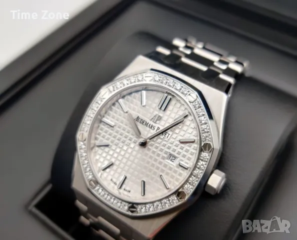 Audemars Piguet Royal Oak 33mm Steel White Dial Diamond Дамски Различни Варианти, снимка 3 - Дамски - 48183179