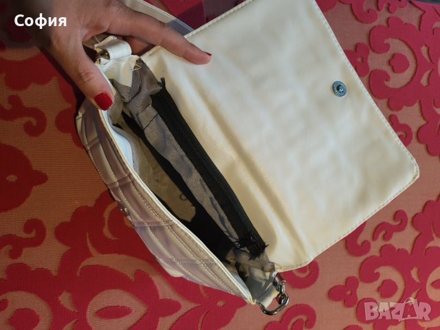 Бяла чанта, снимка 4 - Чанти - 40117975