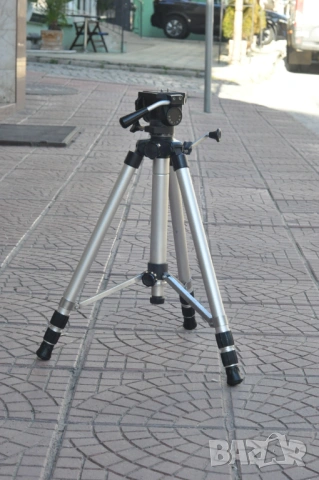 Трипод за фотоапарати и видеокамери Hitachi VK-CS 57, снимка 9 - Чанти, стативи, аксесоари - 53111801