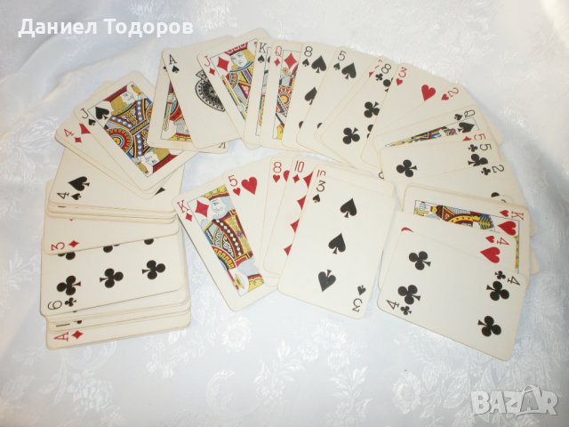 Стари Ретро Карти за Игра, - 52 бр., снимка 1 - Карти за игра - 37169070