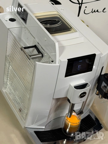 Кафемашина кафе автомат Jura E8 piano white с гаранция, снимка 3 - Кафемашини - 54156391