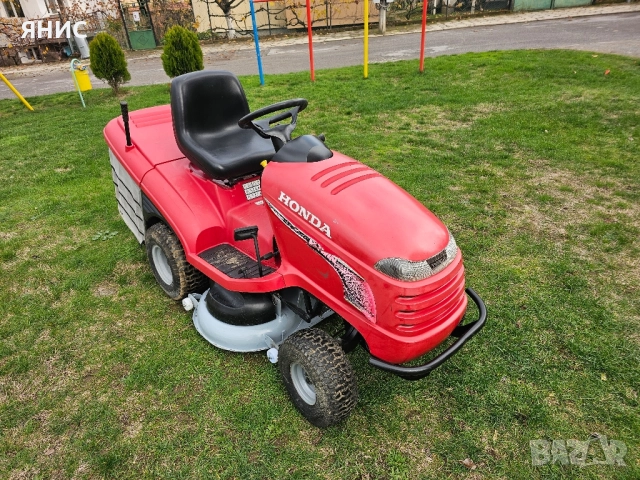 ТРАКТОРНА КОСАЧКА HONDA.17. КОНЯ. ДВУЦИЛИНДРОВА., снимка 3 - Градинска техника - 52367319