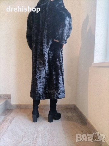 Кожено палто от астраган, снимка 2 - Палта, манта - 52773173