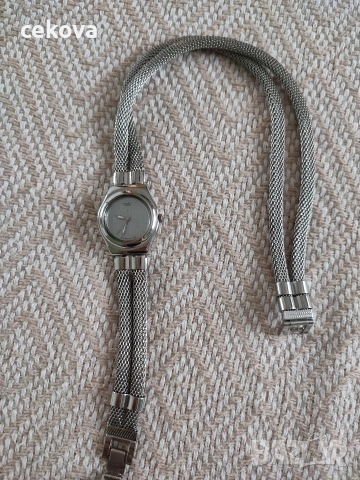 Дамски часовник Swatch