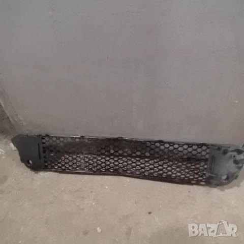 Средна решетка за Mercedes S класа W221 06-13г. AMG, снимка 4 - Аксесоари и консумативи - 51499710