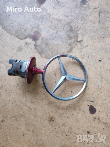 Емблема от Мерцедес W202, снимка 4 - Части - 52255061