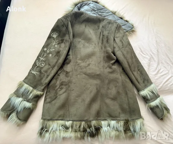 Българско дамско палто Si-Er Collection, снимка 2 - Палта, манта - 55989707