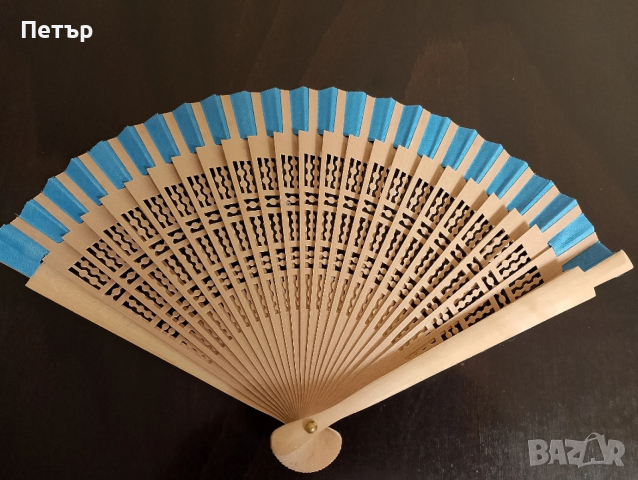 Продавам ветрило