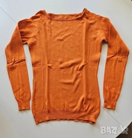 Оранжев есенен тънък пуловер, S размер , снимка 2 - Блузи с дълъг ръкав и пуловери - 51474169
