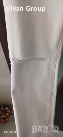 Бели дамски дънки W38, снимка 6 - Дънки - 51547382