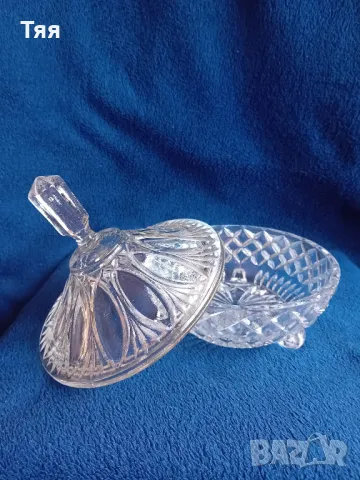 Голяма стъклена захарница/бонбониера, снимка 2 - Форми - 49553286