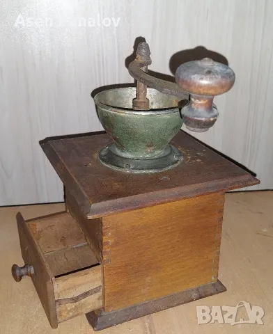 Стара дървена Кафемелачка , снимка 1