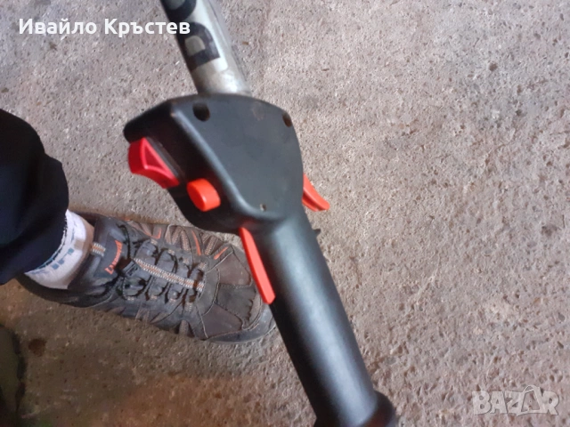 Продавам бензинов тример