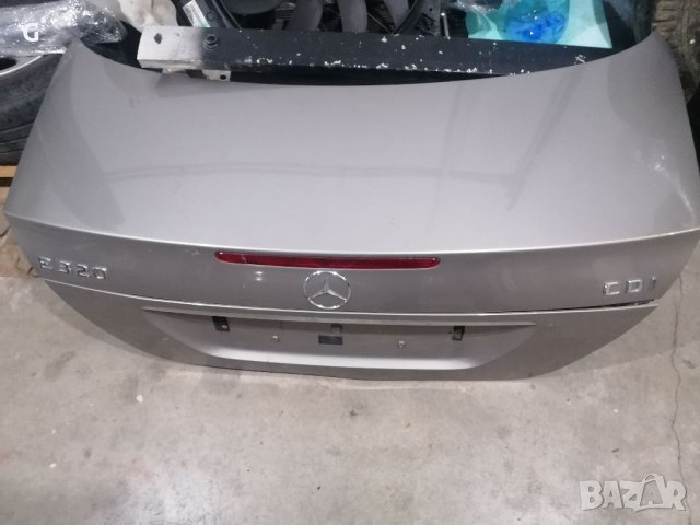 Мерцедес W211 Заден Капак , снимка 3 - Части - 39521876