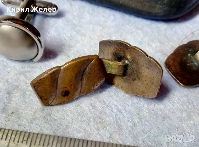 Старинни ПОЗЛАТЕНИ МЕДНИ БУТОНЕЛИ с БОНУС Още ЕДНИ НОВИ СРЕБРИСТИ БУТОНЕЛИ Лот РЕТРО КОПЧЕТА 48892, снимка 8 - Антикварни и старинни предмети - 48818776