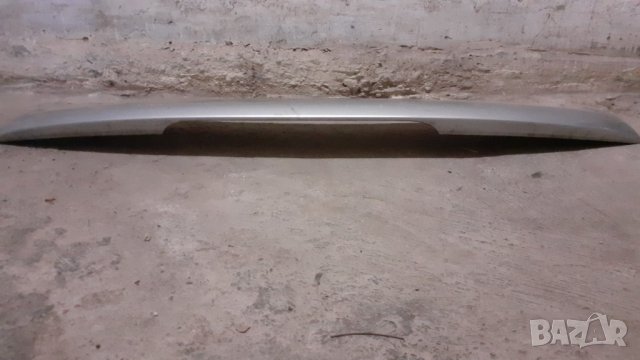 Спойлер багажна врата на Volkswagen Touareg (02-10г.), снимка 5 - Аксесоари и консумативи - 35308341