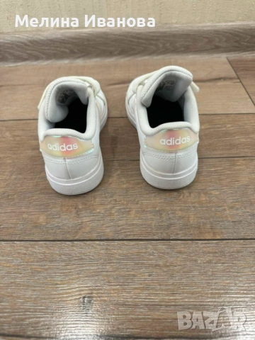 Детски маратонки adidas, снимка 5 - Детски маратонки - 53062846