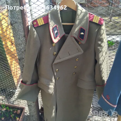Продавам военнa униформa, снимка 2 - Палта - 49491207