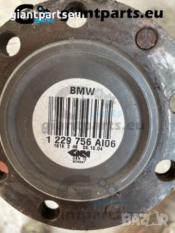 Полуоска за БМВ е46 3.0д задна дясна BMW e46, снимка 2 - Части - 38846139