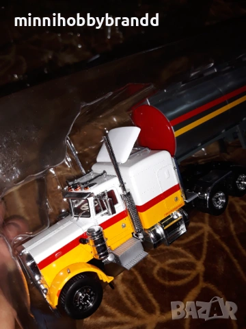 Volvo Ford Peterbilt 1.43 USA Camion, снимка 5 - Колекции - 53300882