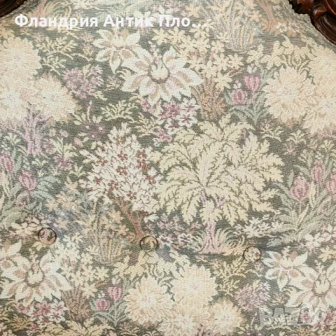 Антично кресло с ръчно резбована дървена рамка и флорална дамаска, снимка 7 - Дивани и мека мебел - 48390745