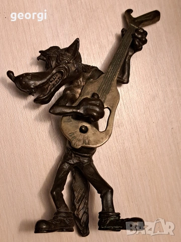 руска бронзова статуетка Ну погоди