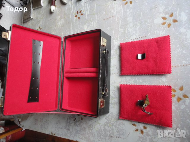 Страхотна швейцарска кутия сандъче за бижута с ключ , снимка 6 - Колекции - 40578288
