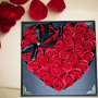 Кутия с ароматни рози във форма на сърце