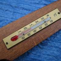 Механичен барометър с термометър Fisher, снимка 3 - Антикварни и старинни предмети - 31351331
