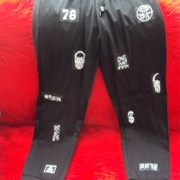 Юношеско долнище на Philipp Plein/Филип Плейн , снимка 1 - Спортни дрехи, екипи - 31600683