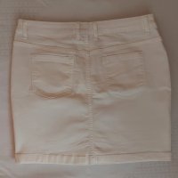Дънкова бяла пола, размер 42 (XL), снимка 2 - Поли - 42379687