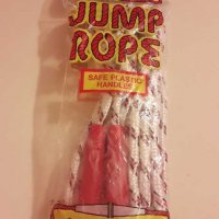 Въже за скачане Imperial Toy corporation USA, снимка 1 - Фитнес уреди - 30468691