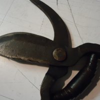 Кована лозарска ножица, снимка 3 - Антикварни и старинни предмети - 37332835
