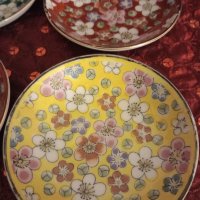 Прекрасни японски, ръчно декорирани чинийки , снимка 2 - Подаръци за жени - 42195296