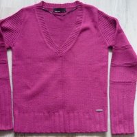 Дамски вълнен пуловер-М, снимка 1 - Блузи с дълъг ръкав и пуловери - 36840600