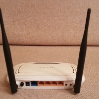 Продавам употребяван рутер TP-LINK., снимка 2 - Рутери - 39794087