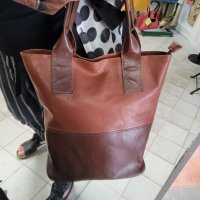 Естествена кожа, голяма чанта БЪЛГАРСКО производство , снимка 1 - Чанти - 37018297