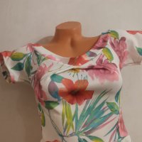 Нова красива лятна блуза с етикет, снимка 1 - Корсети, бюстиета, топове - 27500710