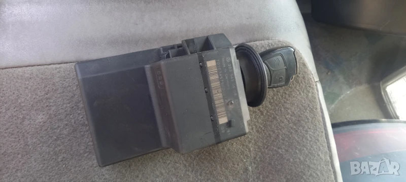 Контактен ключ Mercedes C-Class W203, снимка 1