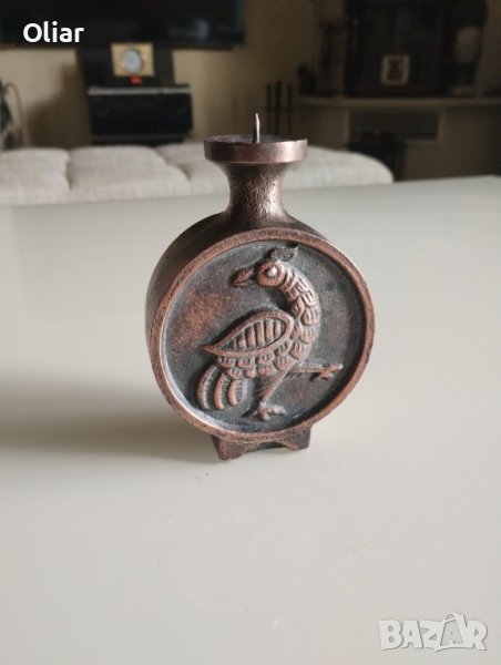 Красив свещник от бронз. , снимка 1