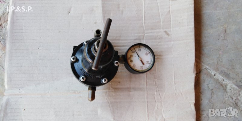 Продавам манометър, снимка 1