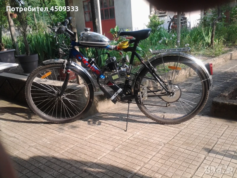 Велосипед с бензинов двигател, снимка 1