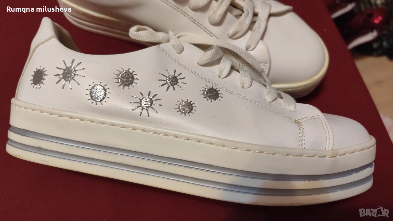 Дамски бели кецове, снимка 1