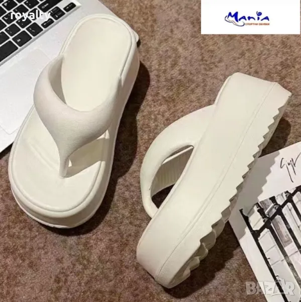 Бели олекотени джапанки на платформа, снимка 1