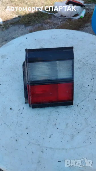 Ляв / десен стоп за Volkswagen Passat B3 комби, снимка 1